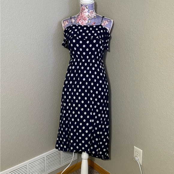 Xhilaration Dresses & Skirts - Xhilaration Navy Polka Dot Midi Dress